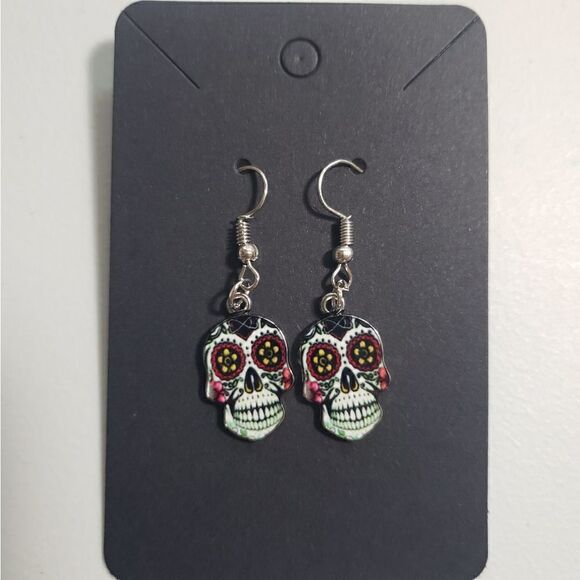 Handmade Halloween Day of the Dead Dia De Muertos candy skull earrings - Picture 1 of 3